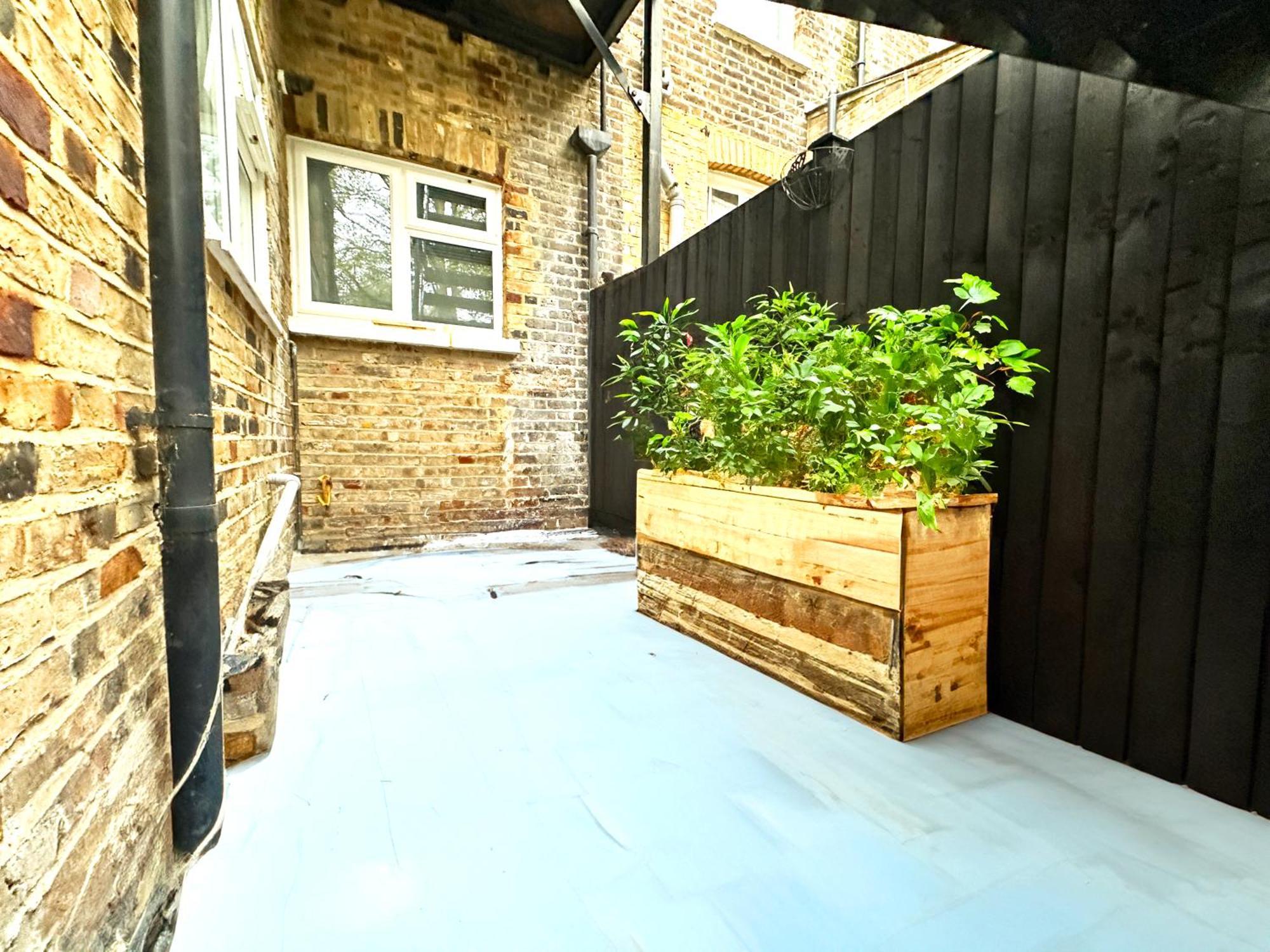 Stylish Kennington Near Tube With King Bed And Garden Appartamento